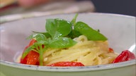 Zitronen-Spaghetti mit Ofen-Spitzpaprika