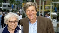 Horst Janson 1988 mit seiner Mutter Elisabeth beim "Fernsehgarten"