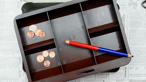 Nur wenige Cents in einer Kasse