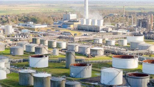 Große Öl-Raffinerie in Deutschland