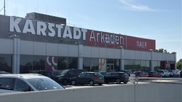 Die Karstadt Arkaden von außen 