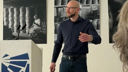 Pascal Seffern bei bei einem Vortrag
